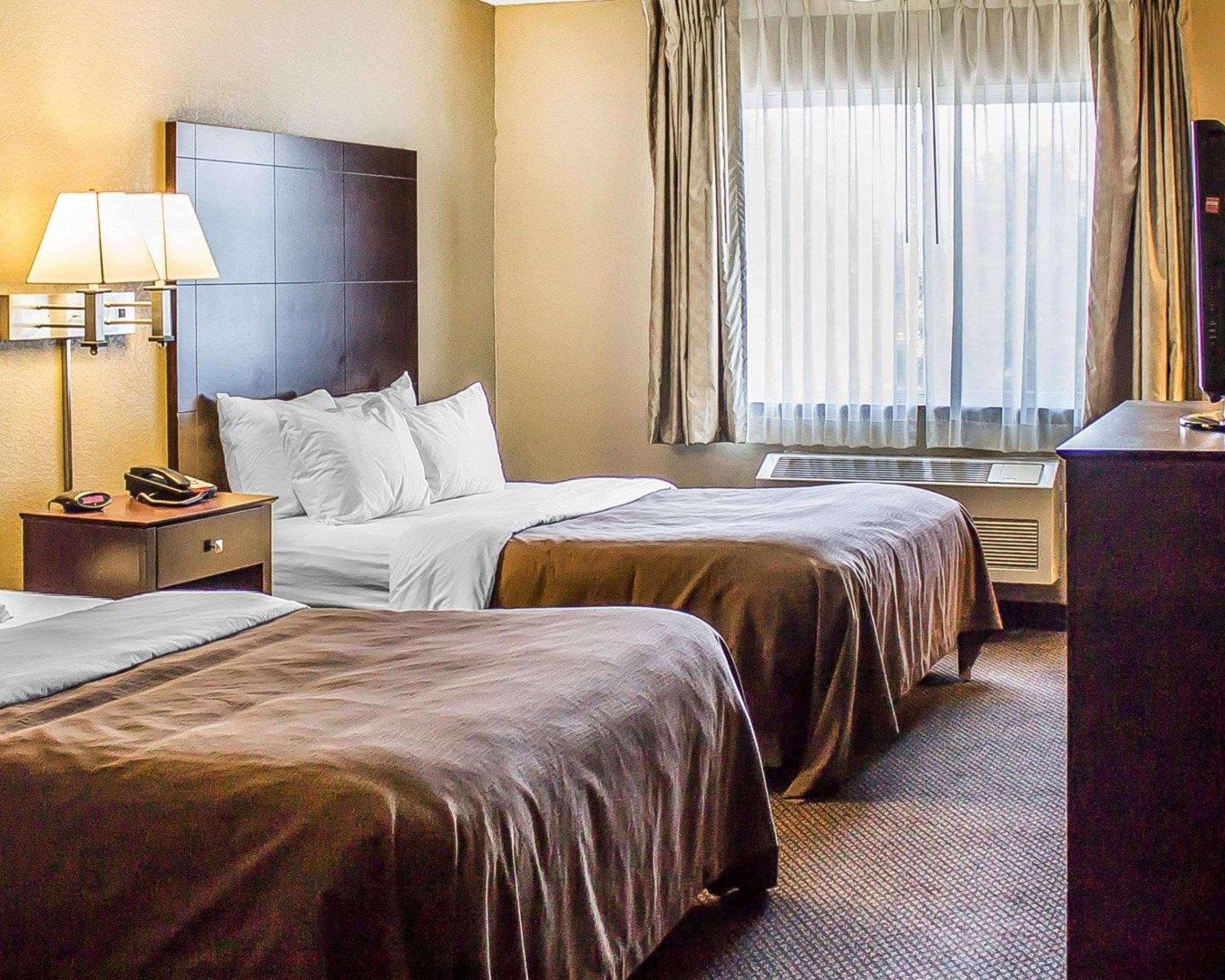 Quality Inn & Suites Sturgeon Bay Εξωτερικό φωτογραφία