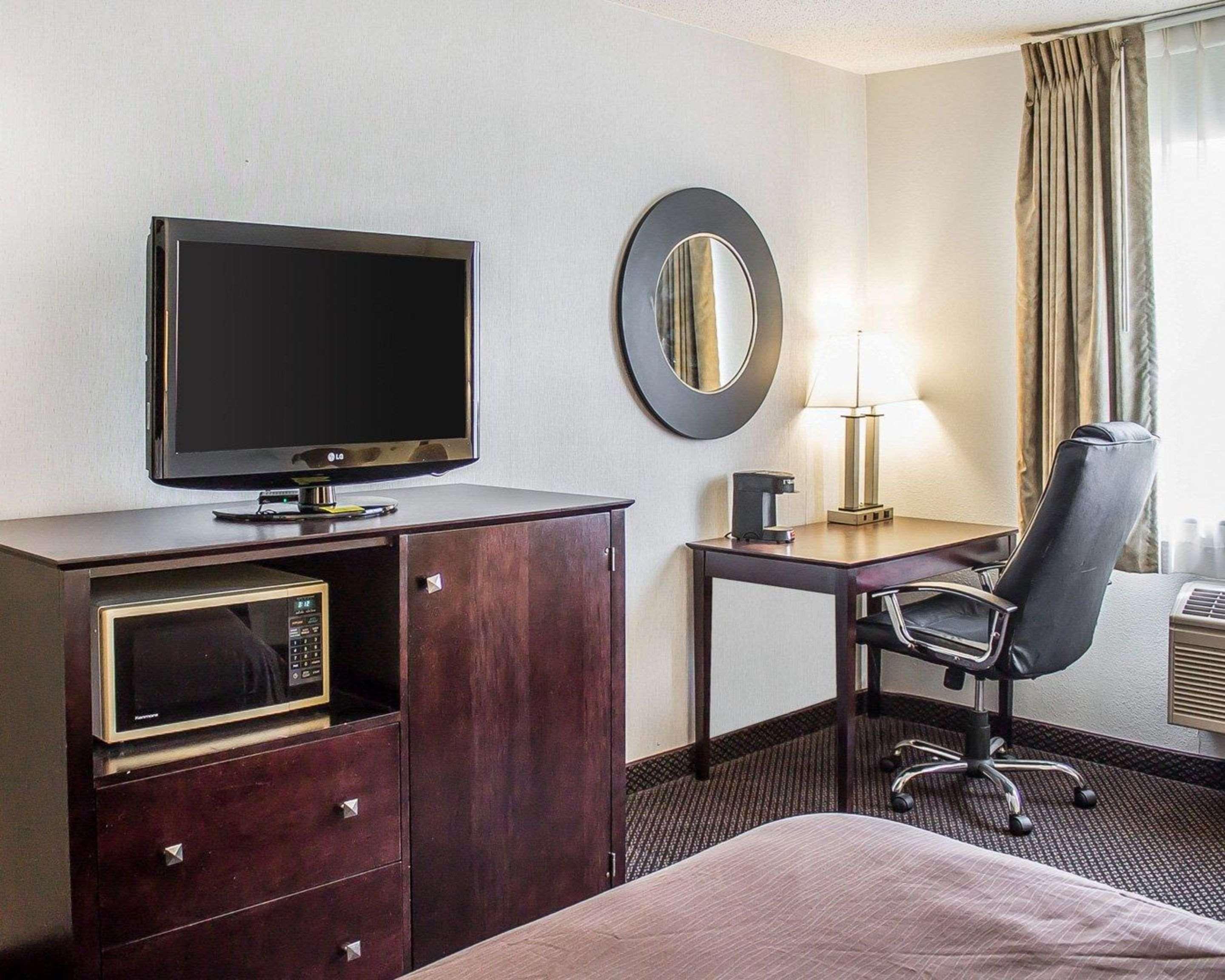 Quality Inn & Suites Sturgeon Bay Εξωτερικό φωτογραφία