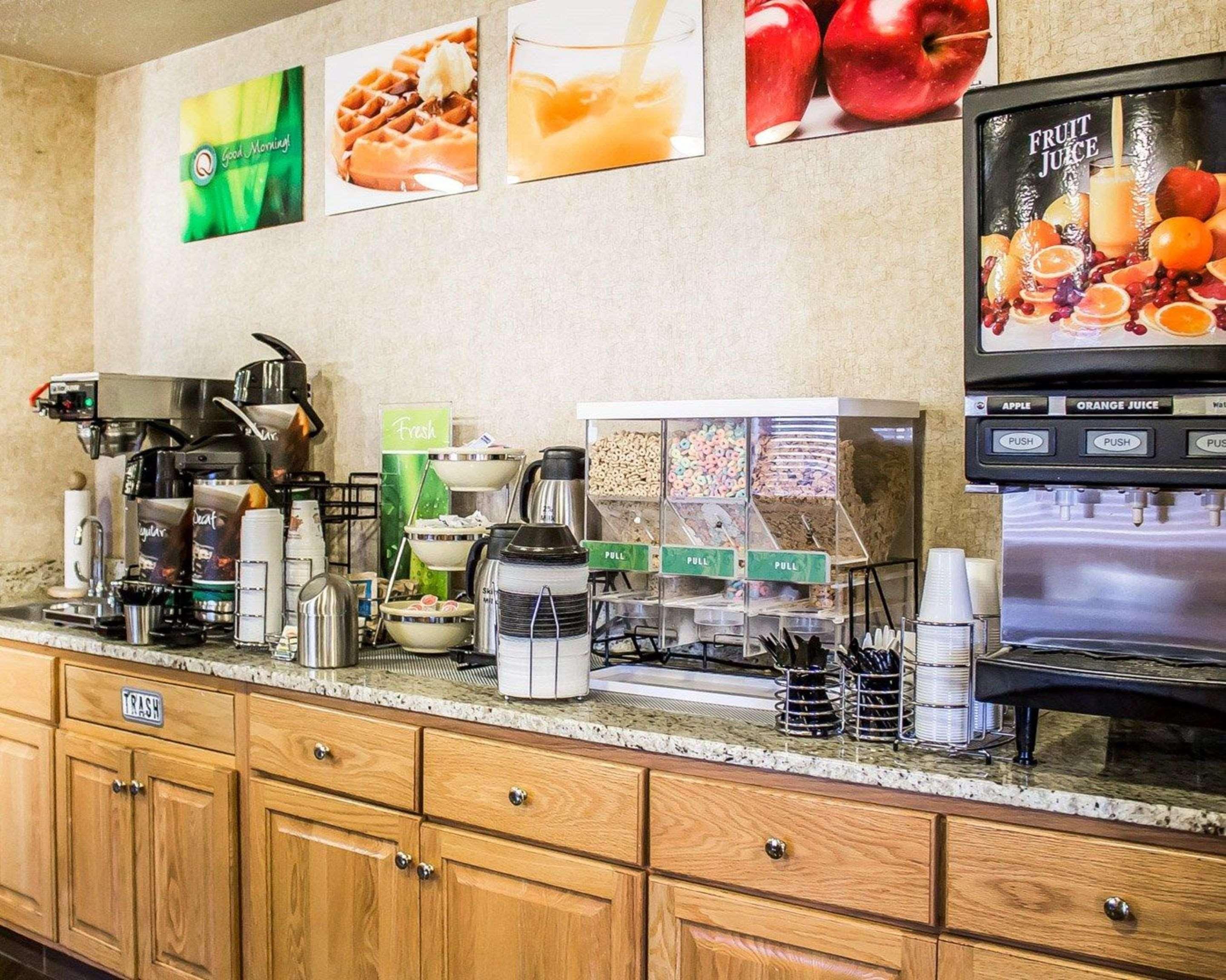 Quality Inn & Suites Sturgeon Bay Εξωτερικό φωτογραφία