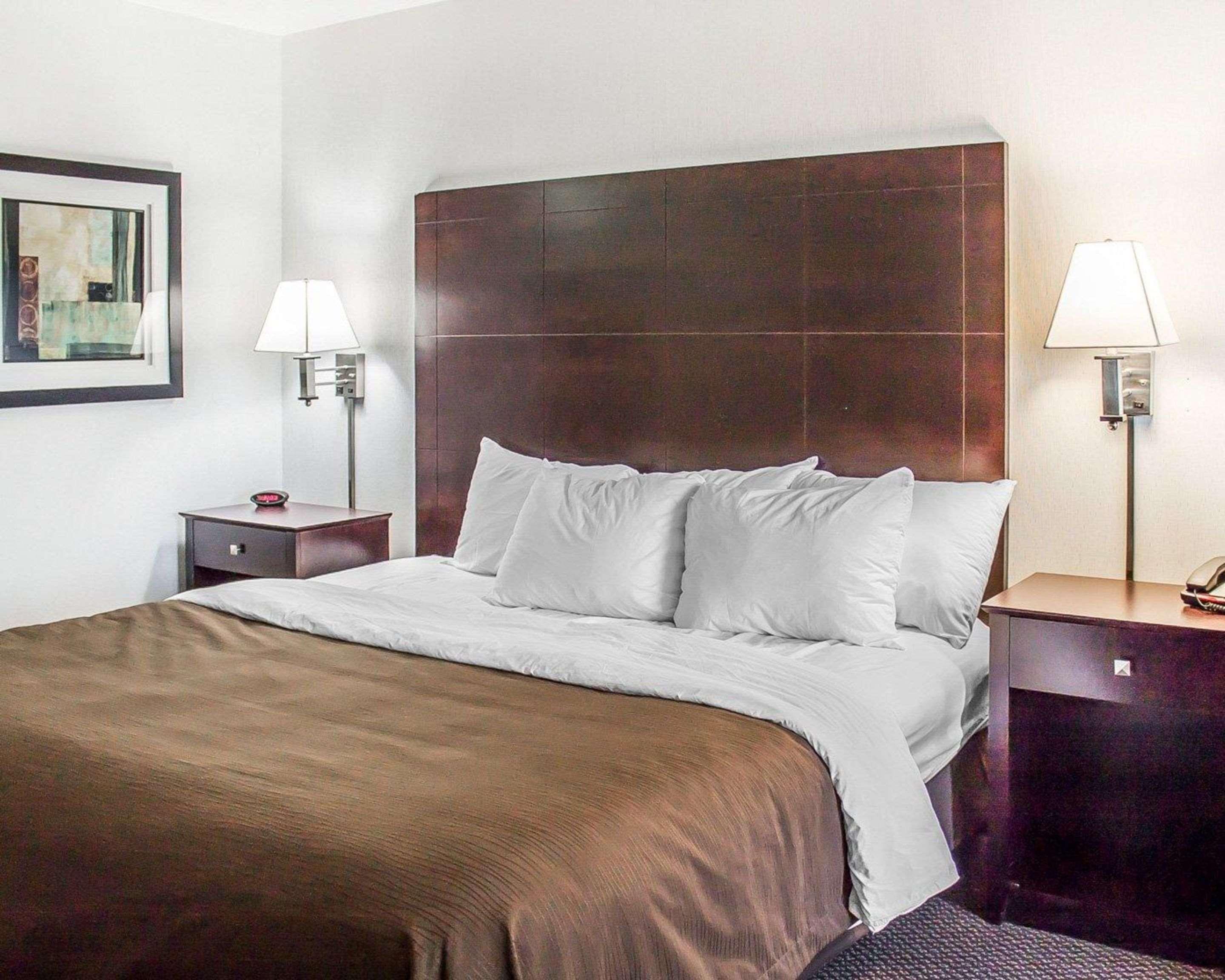 Quality Inn & Suites Sturgeon Bay Εξωτερικό φωτογραφία