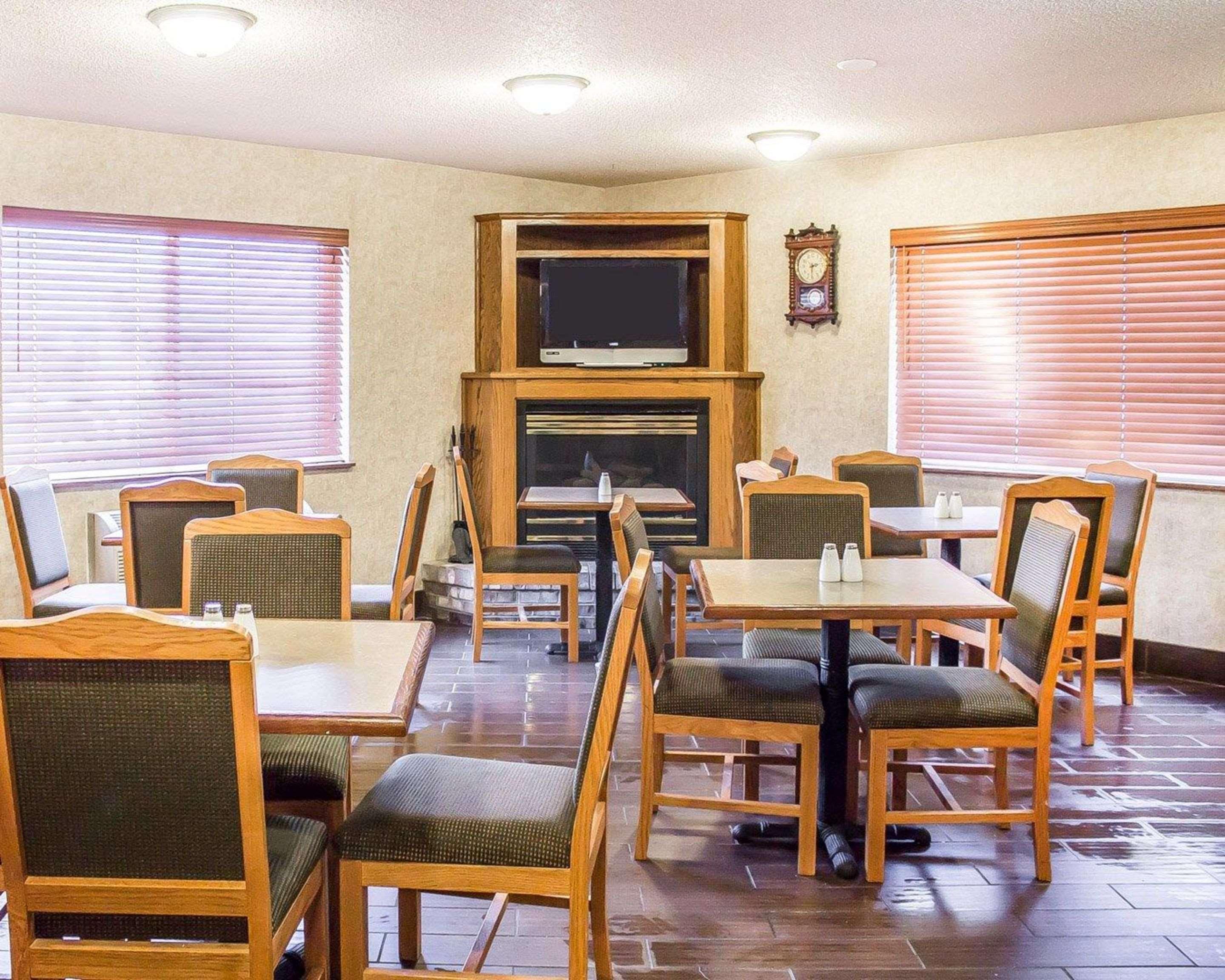 Quality Inn & Suites Sturgeon Bay Εξωτερικό φωτογραφία